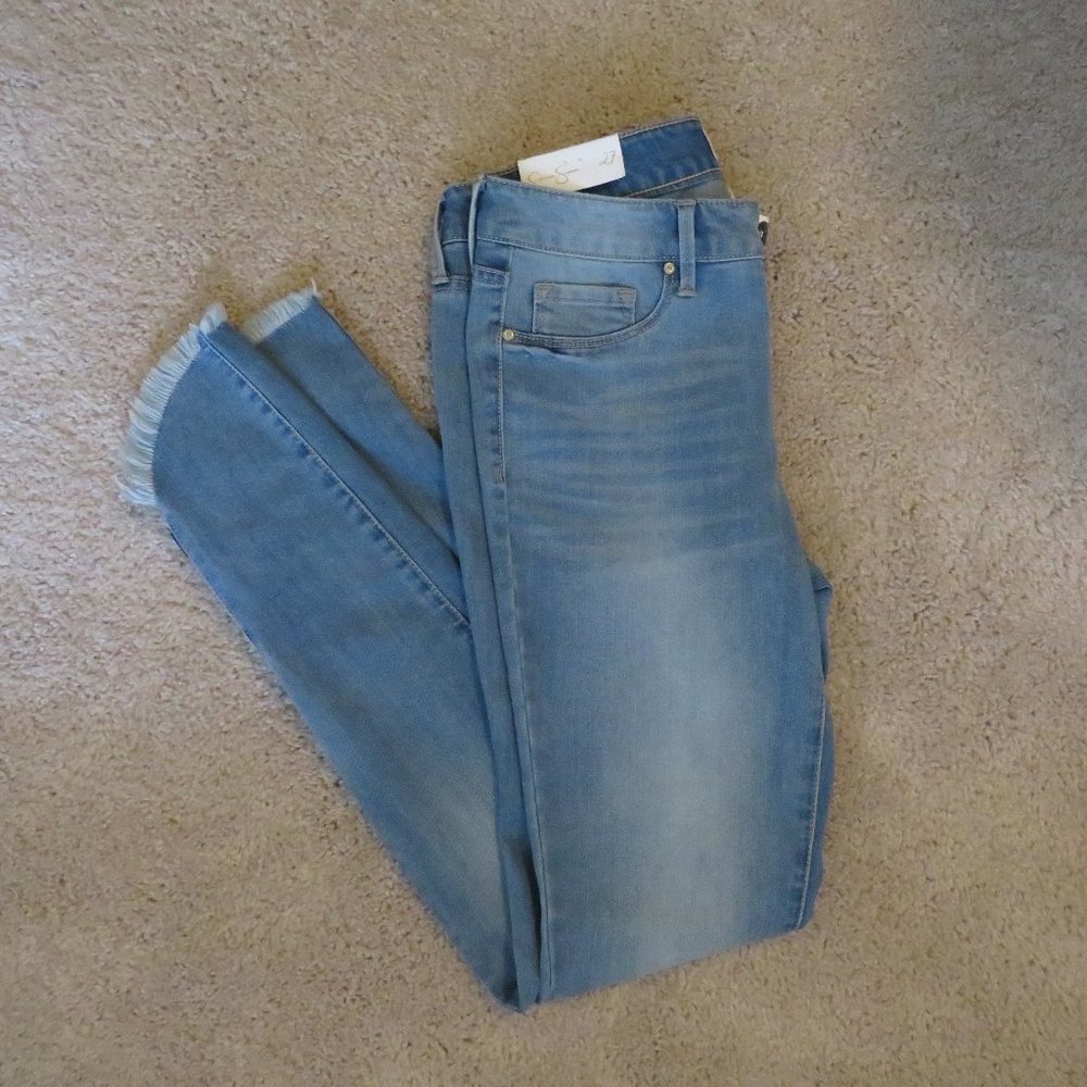 Jessica Simpson Super Skinny Jeans 27